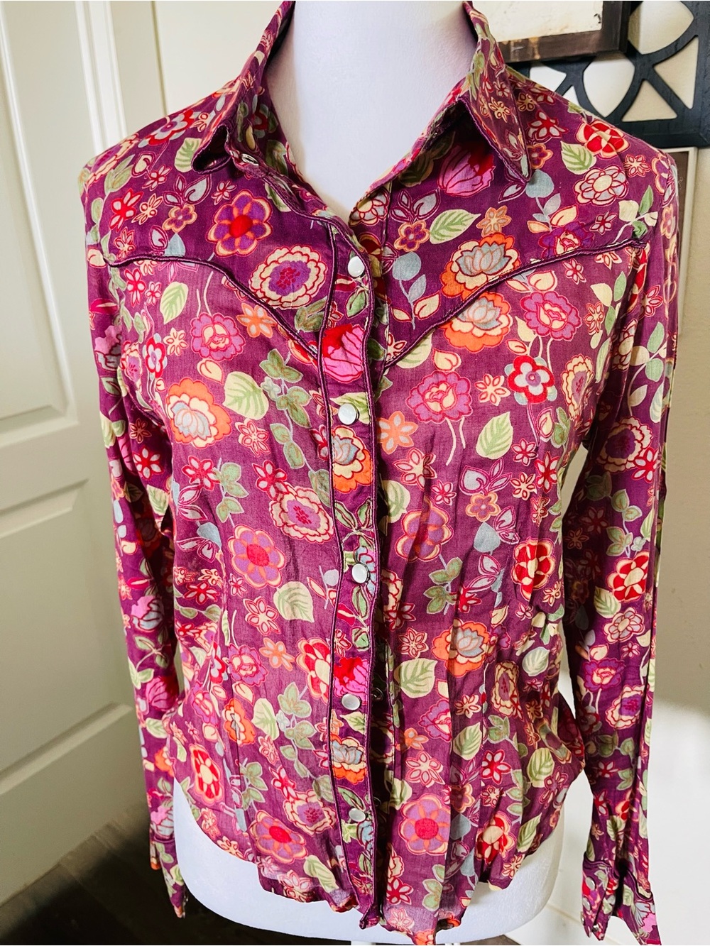 VINTAGE Women’s Angie Rodeo Western Button-Front
